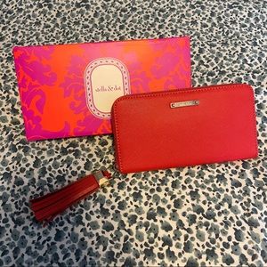 NWOT- Stella & Dot Mercer Poppy Wallet